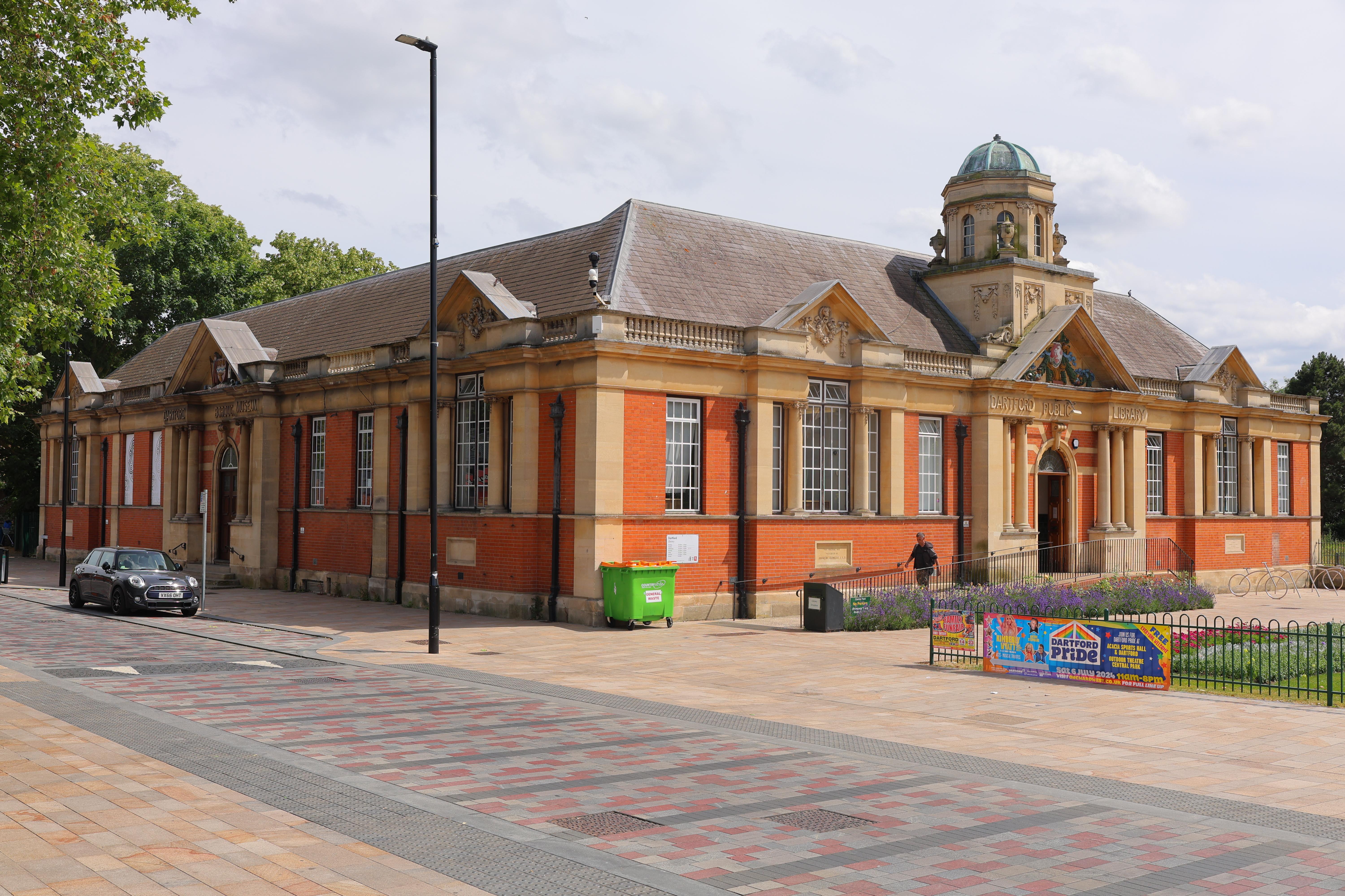 Dartford Library and Museum